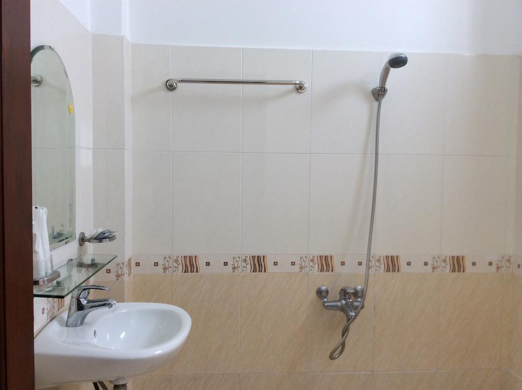 Minh Chau Hotel Вунгтау Экстерьер фото